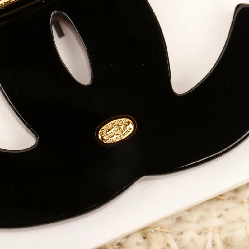 Popular Chanel Brooches 221910