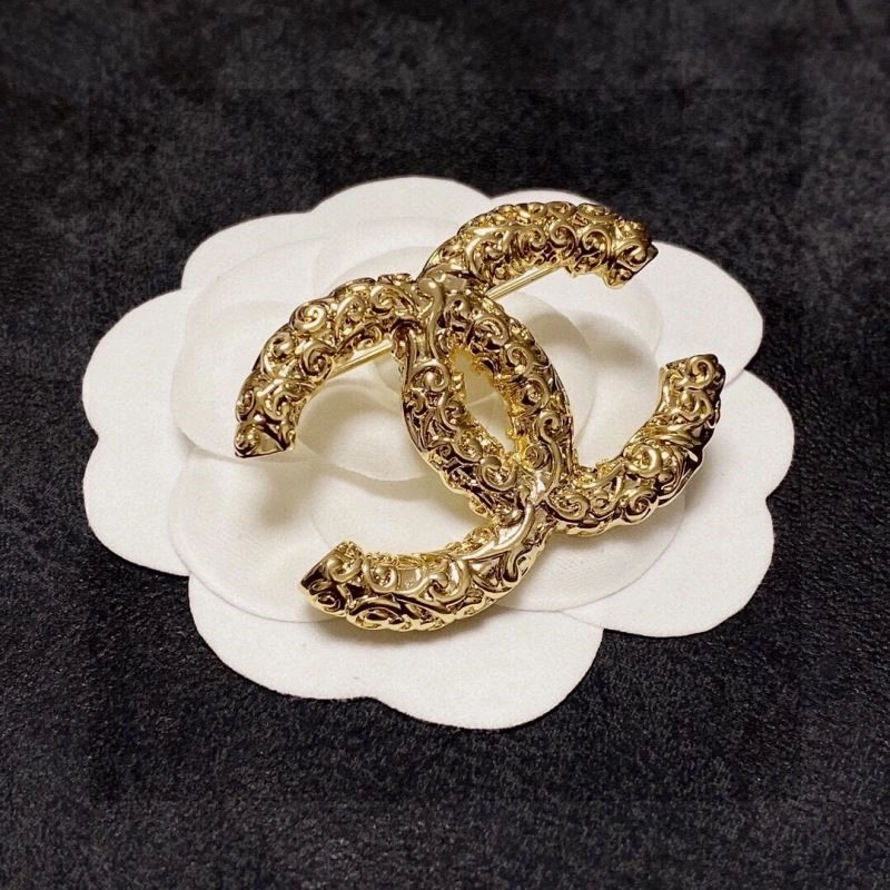 Timeless Chanel Brooches 221908