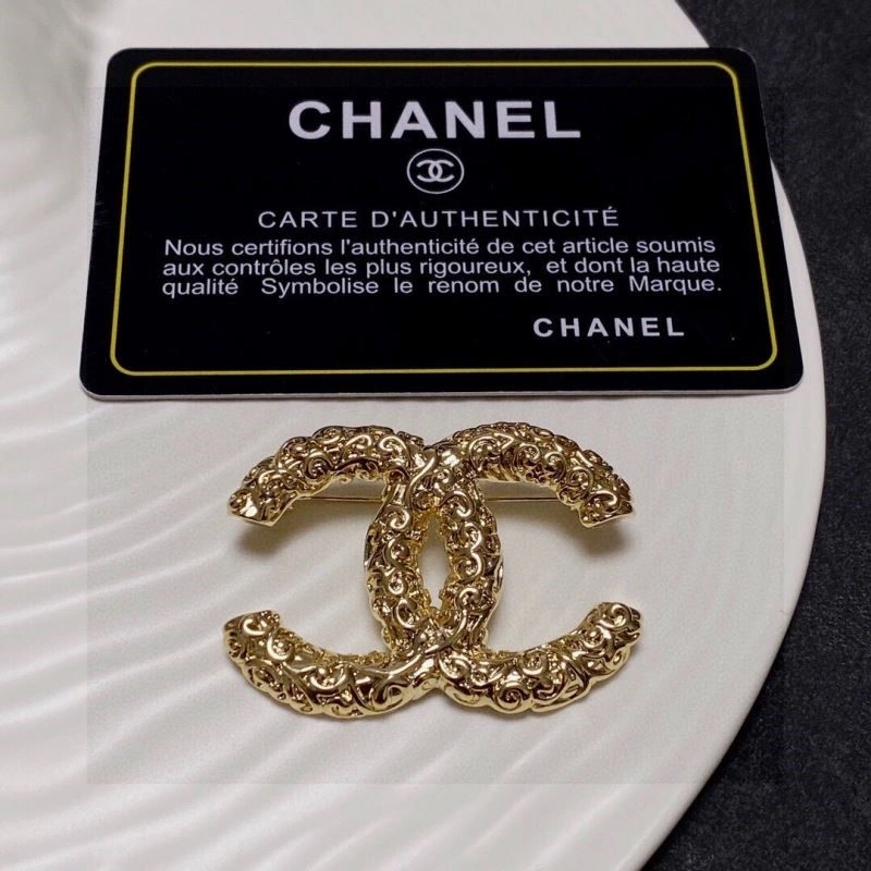 Timeless Chanel Brooches 221908