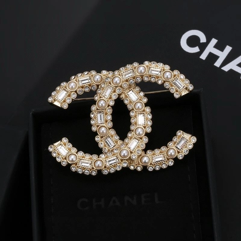 Chanel Brooches Bold 221901