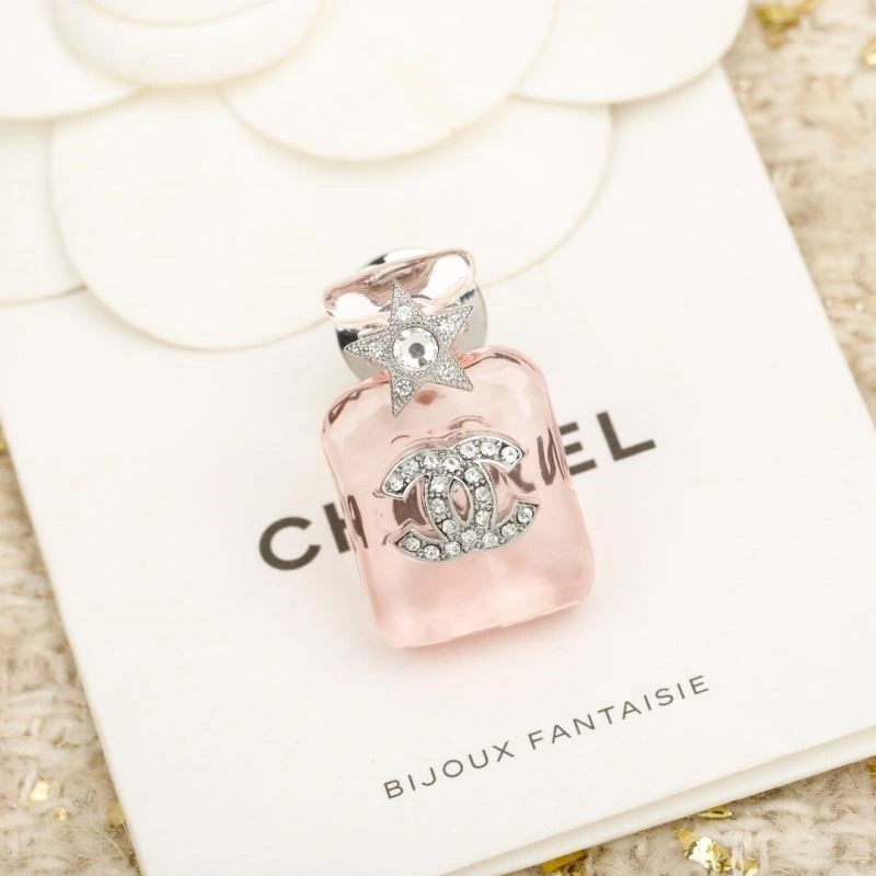 Chanel Brooches Sophisticated 221904