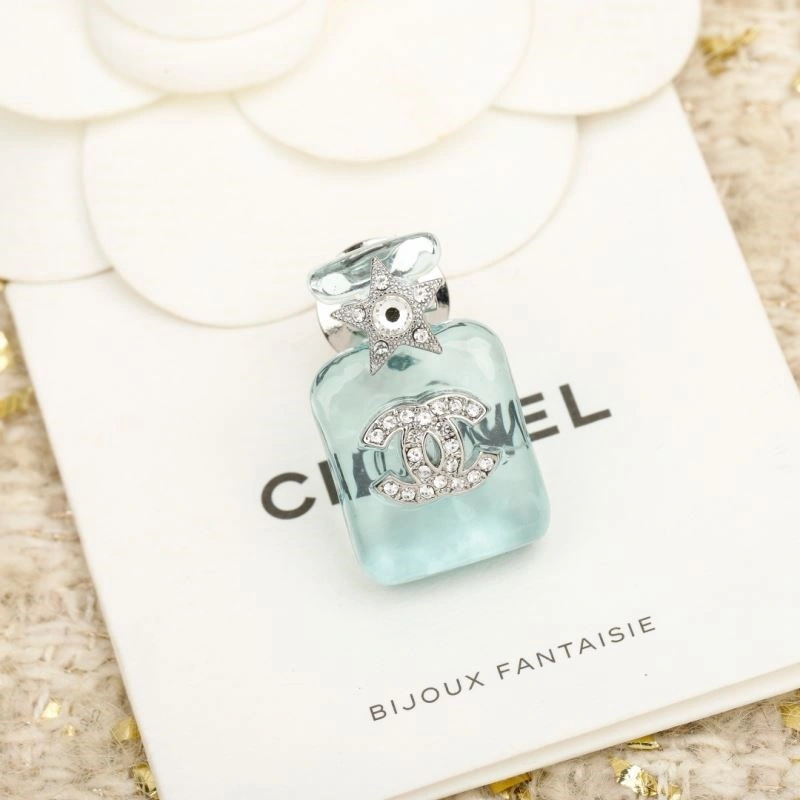 Chanel Brooches Sophisticated 221904