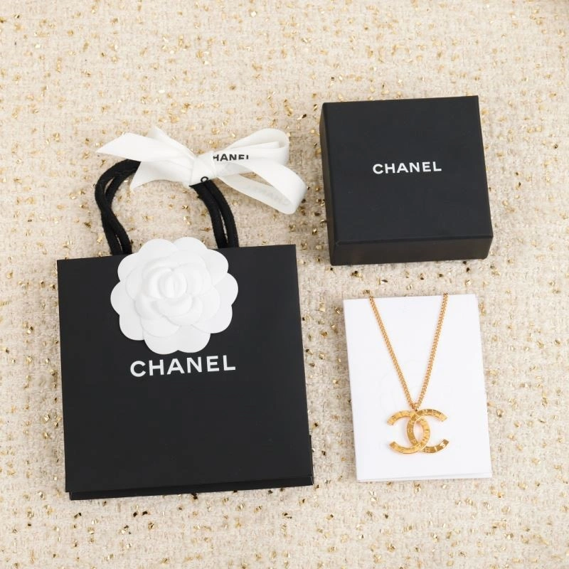 Chanel Brooches Trendy 221896