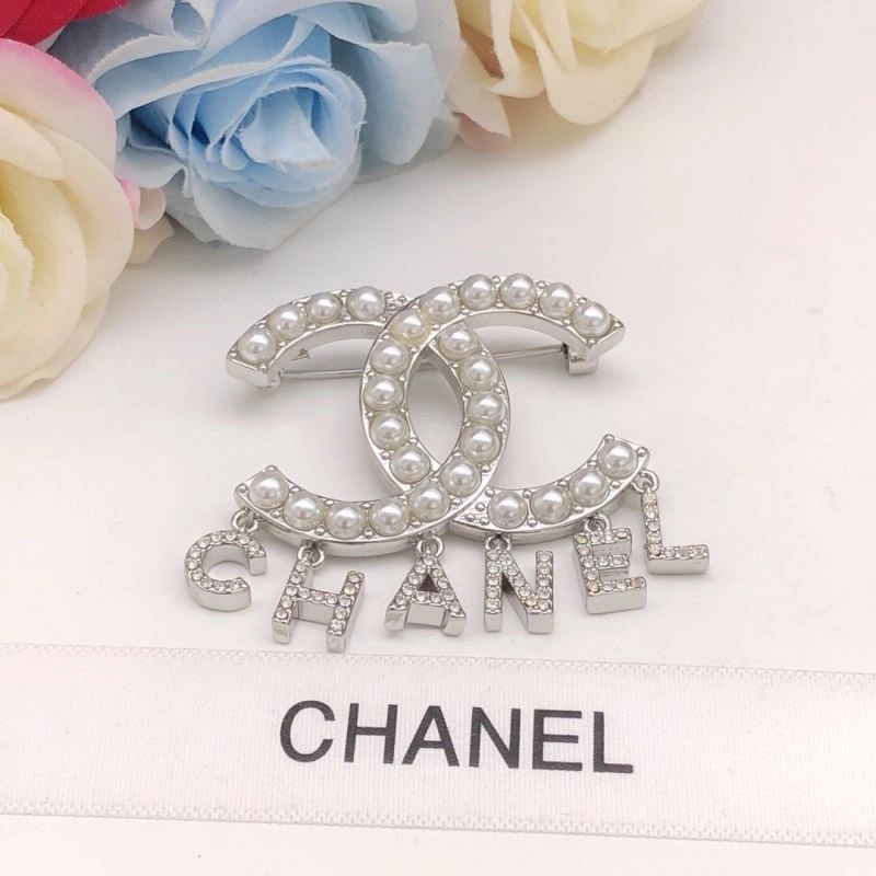 Colorful Chanel Brooches 221906