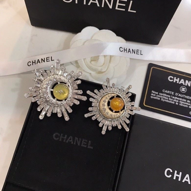 Chanel Brooches Contemporary 221902