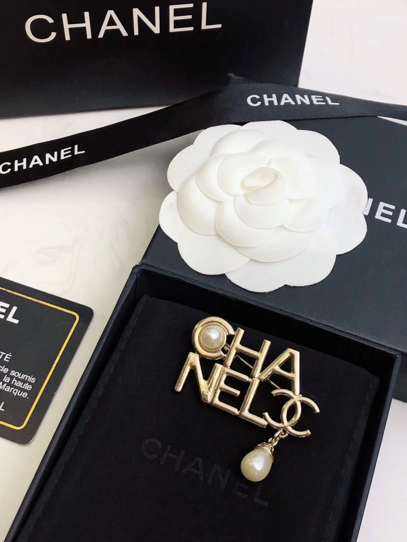 Chanel Brooches QuickDry 221885