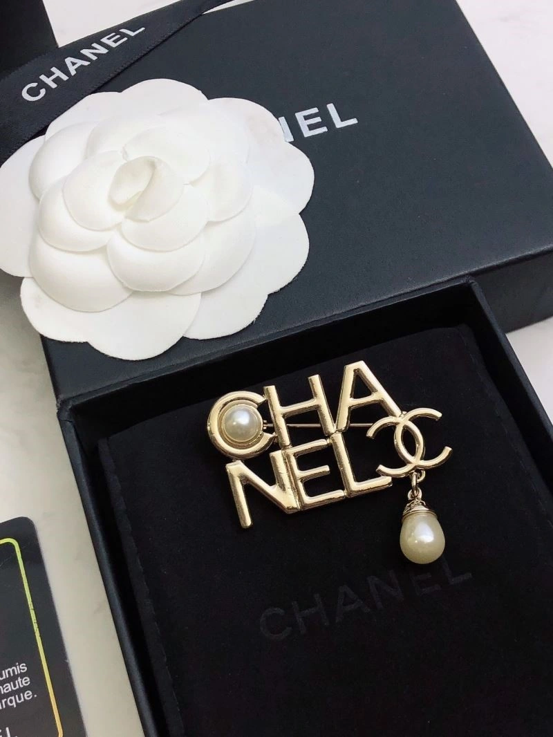 Chanel Brooches QuickDry 221885