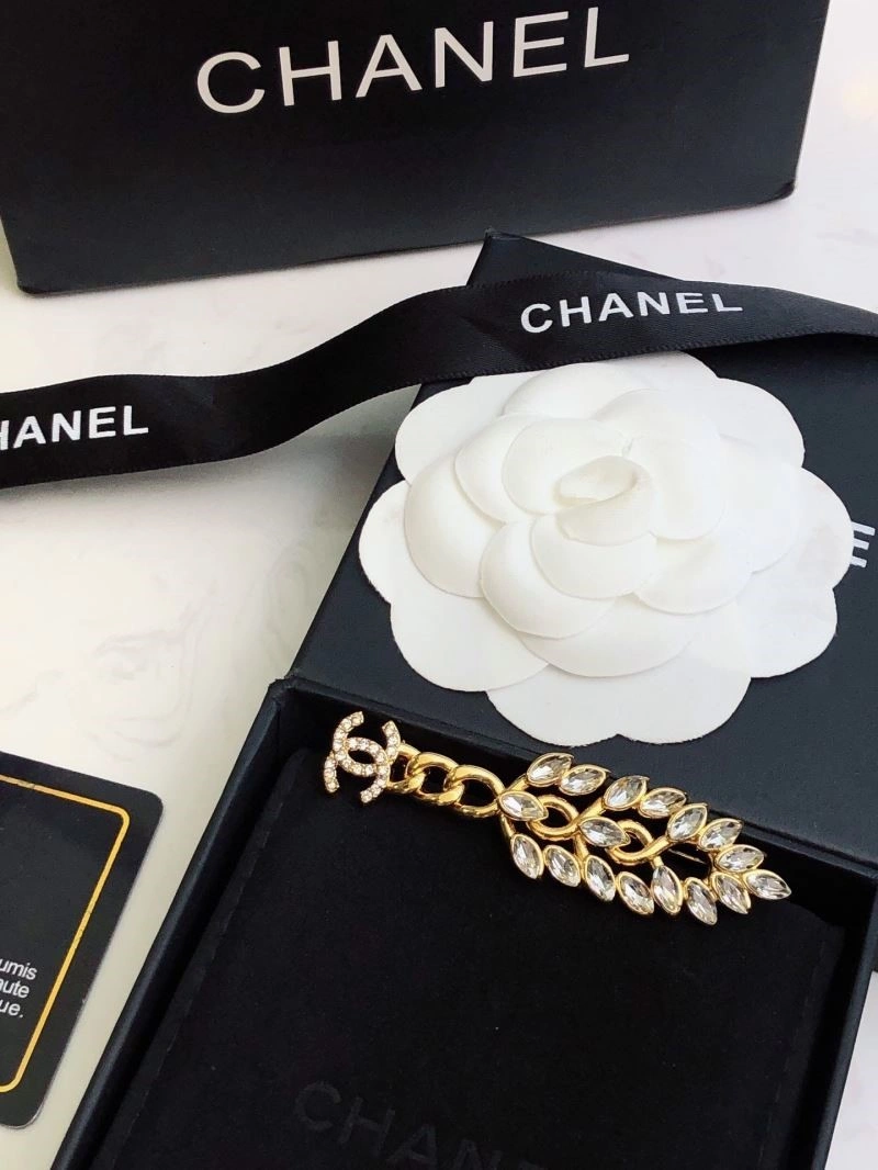 Flexible Chanel Brooches 221884