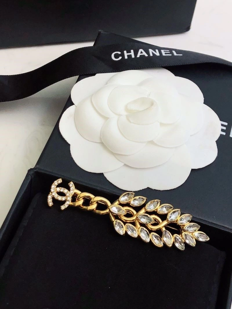 Flexible Chanel Brooches 221884