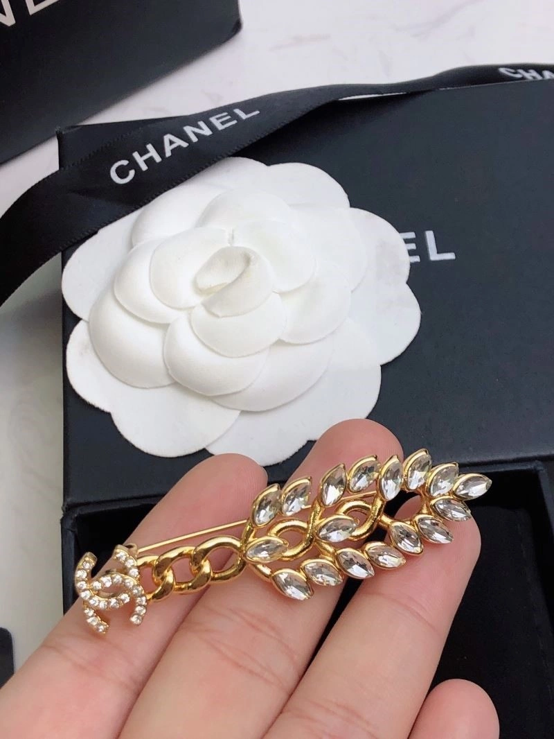 Flexible Chanel Brooches 221884