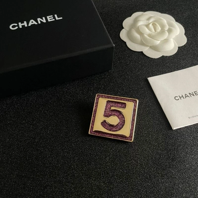 Durable Chanel Brooches 221888