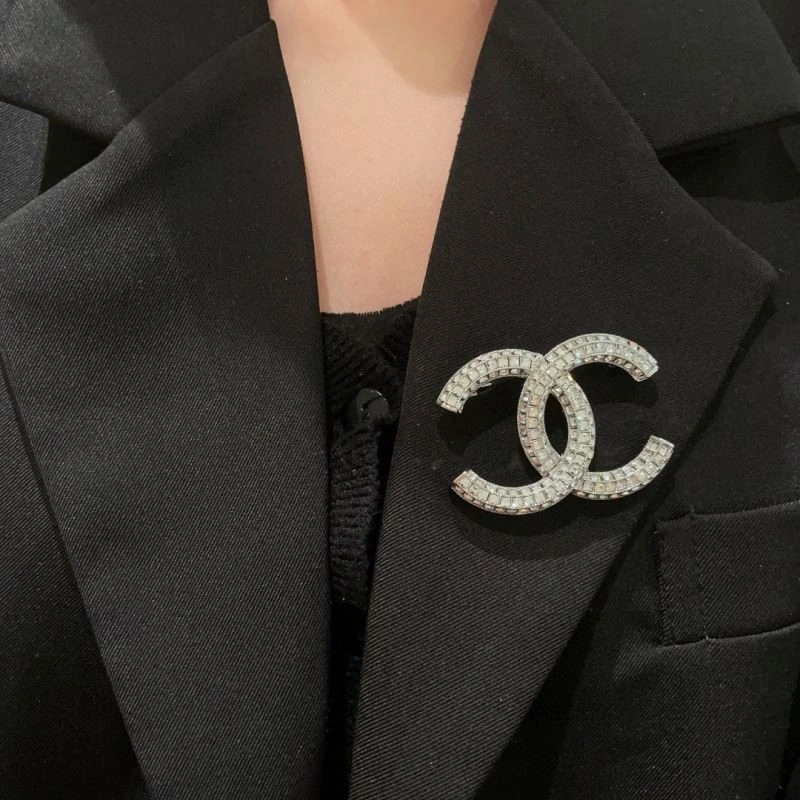Chanel Brooches TravelReady 221874
