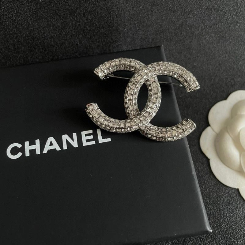 Chanel Brooches TravelReady 221874