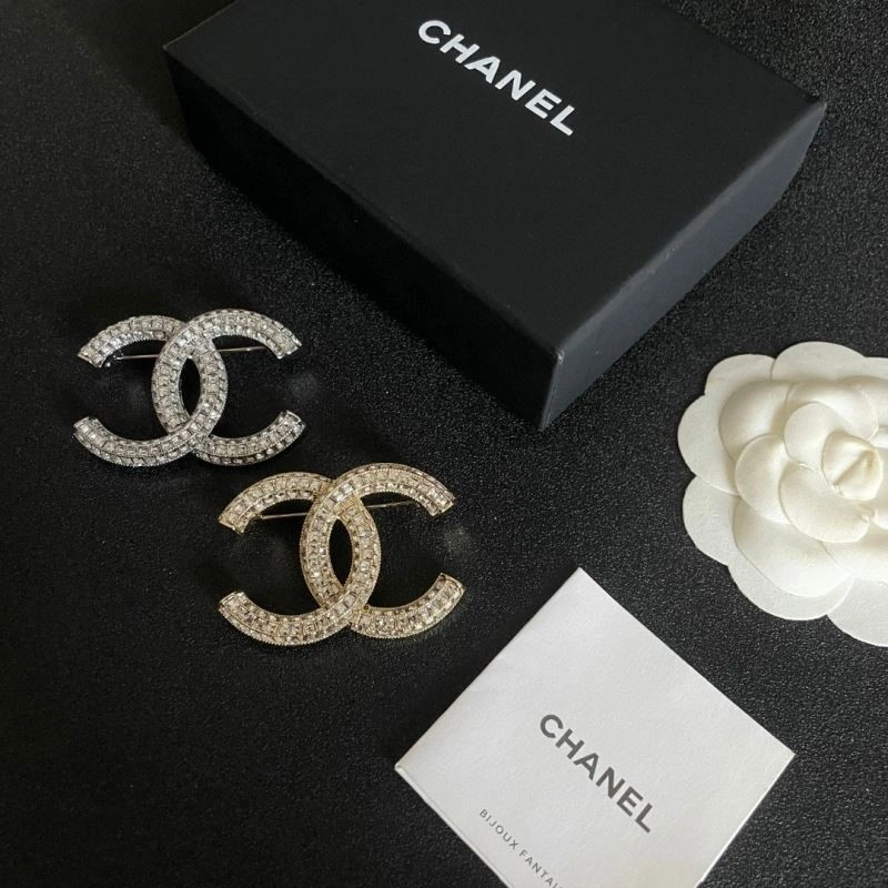 WeatherProof Chanel Brooches 221875
