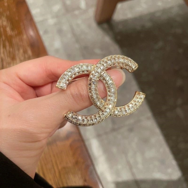 WeatherProof Chanel Brooches 221875
