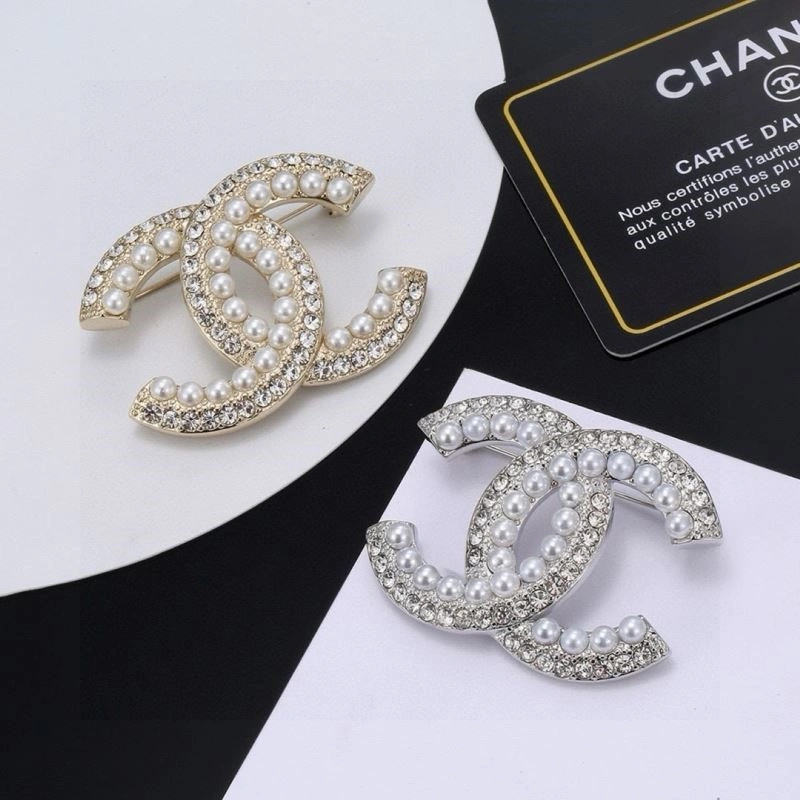 SoftTouch Chanel Brooches 221870