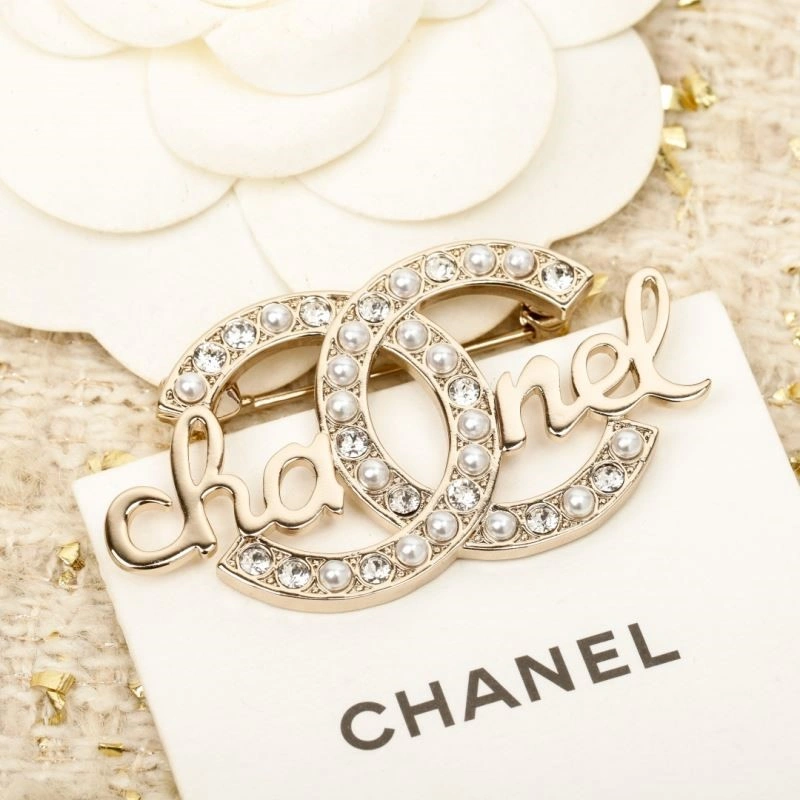 Affordable Chanel Brooches 221868