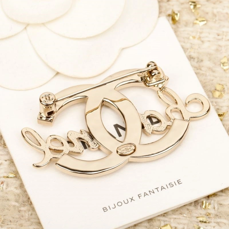 Affordable Chanel Brooches 221868