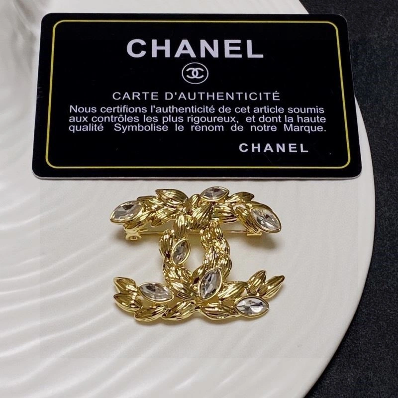WrinkleFree Chanel Brooches 221917