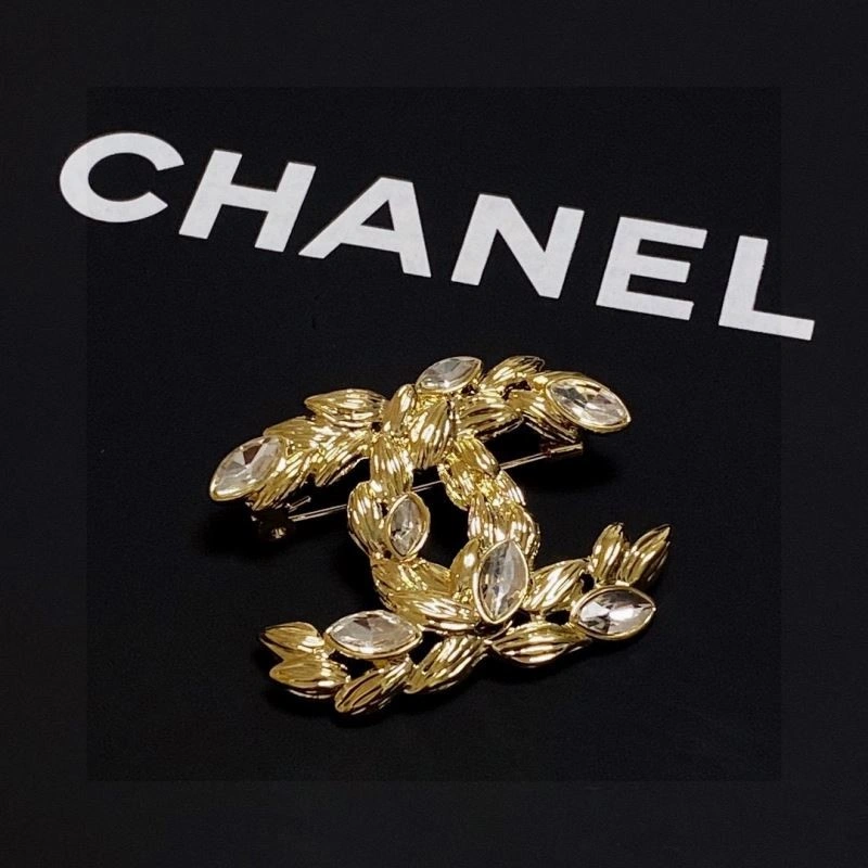 WrinkleFree Chanel Brooches 221917