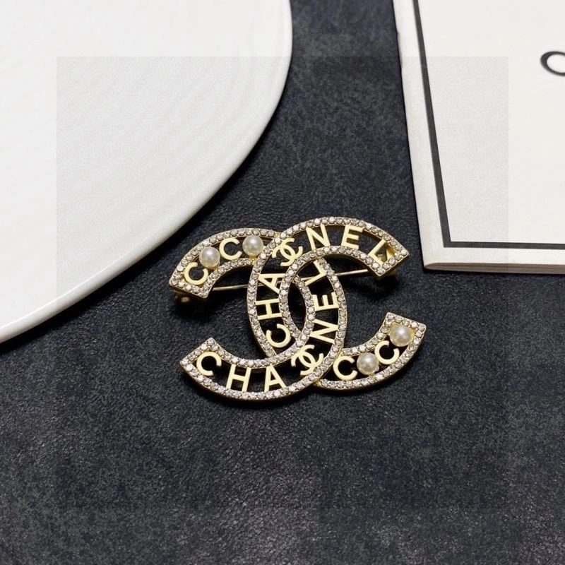 Durable Chanel Brooches 221867