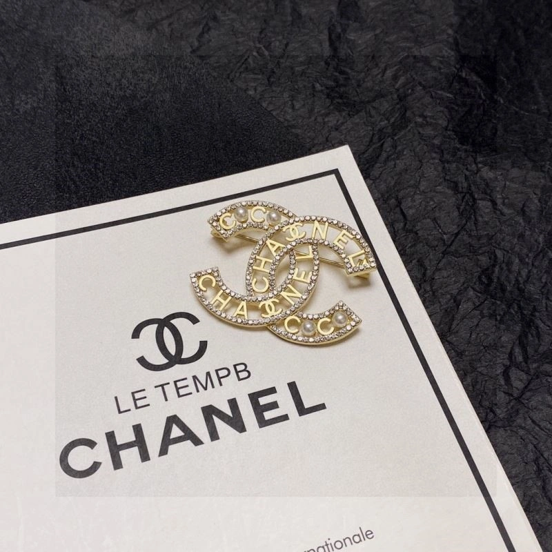 Durable Chanel Brooches 221867