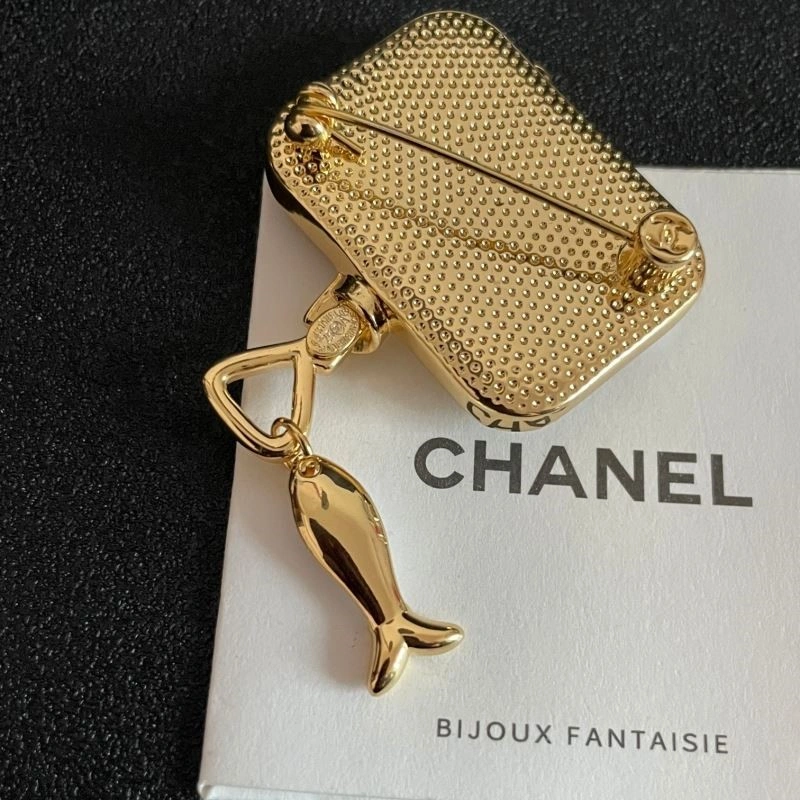 Chanel Brooches FastDry 221864