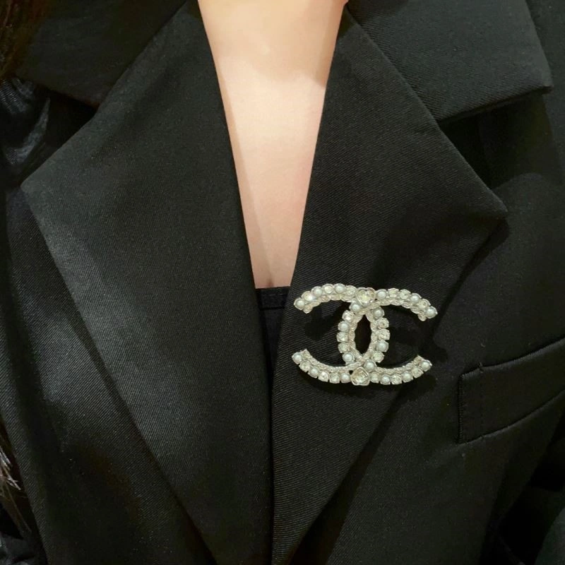 Chanel Brooches SmartChoice 221855