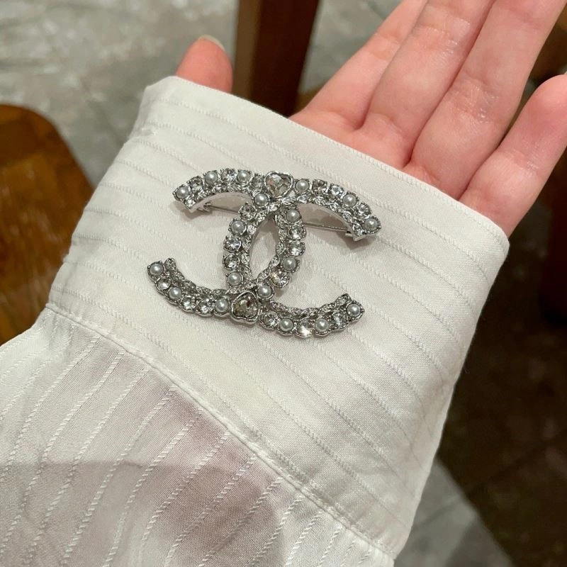 Chanel Brooches SmartChoice 221855