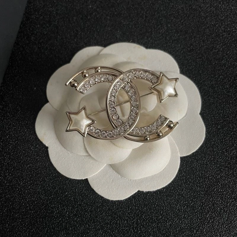 Chanel Brooches SmoothTexture 221905