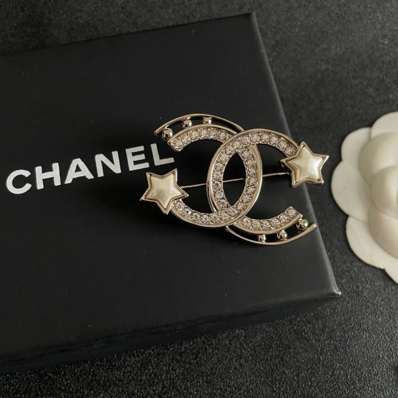 Chanel Brooches SmoothTexture 221905