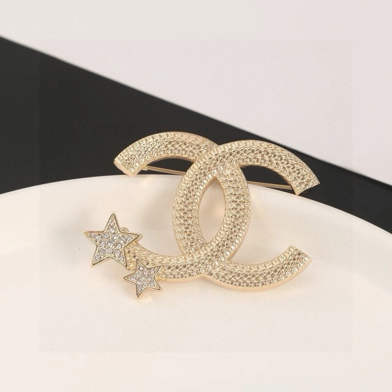 FashionForward Chanel Brooches 221847