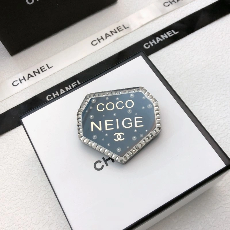 Chanel Brooches WrinkleFree 221843