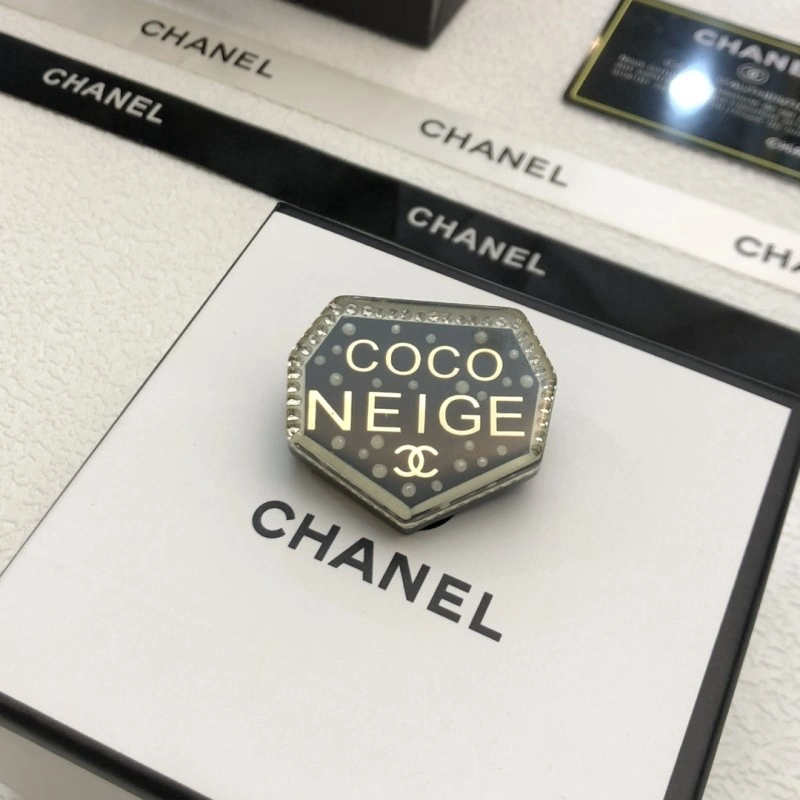Chanel Brooches Durable 221841