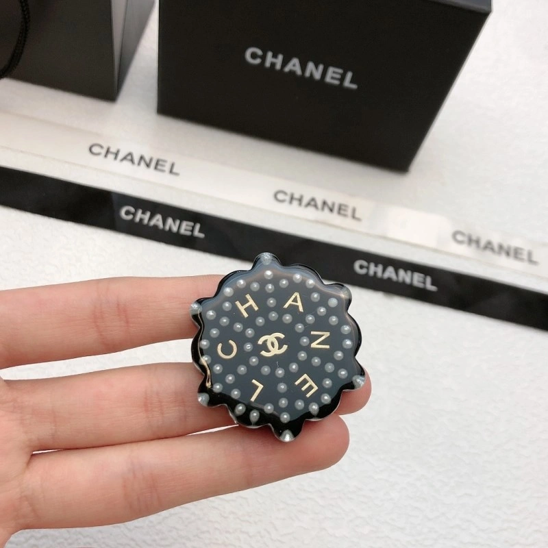 Tailored Chanel Brooches 221849