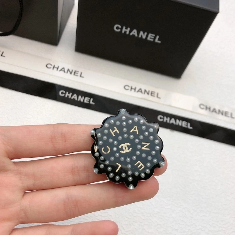 Tailored Chanel Brooches 221849