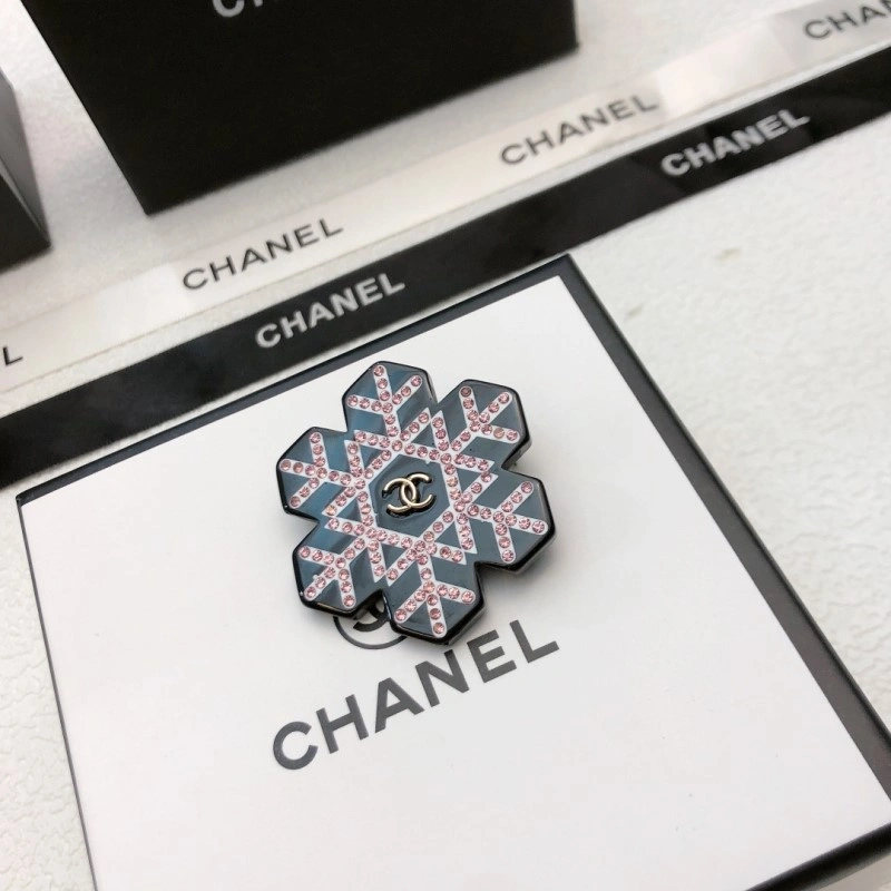 Chanel Brooches Comfortable 221844