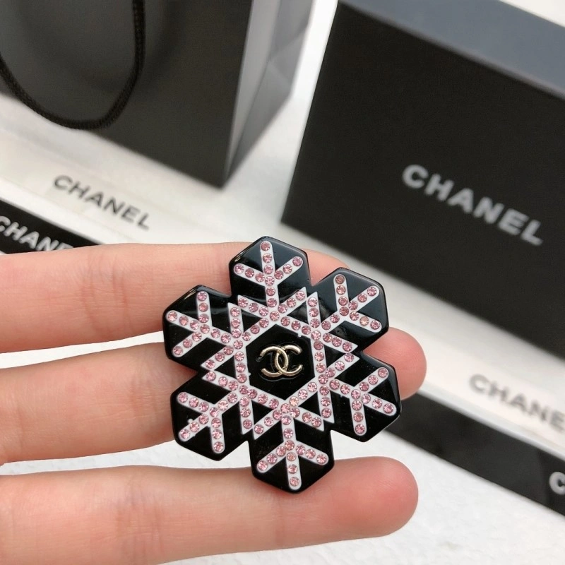 Chanel Brooches Comfortable 221844