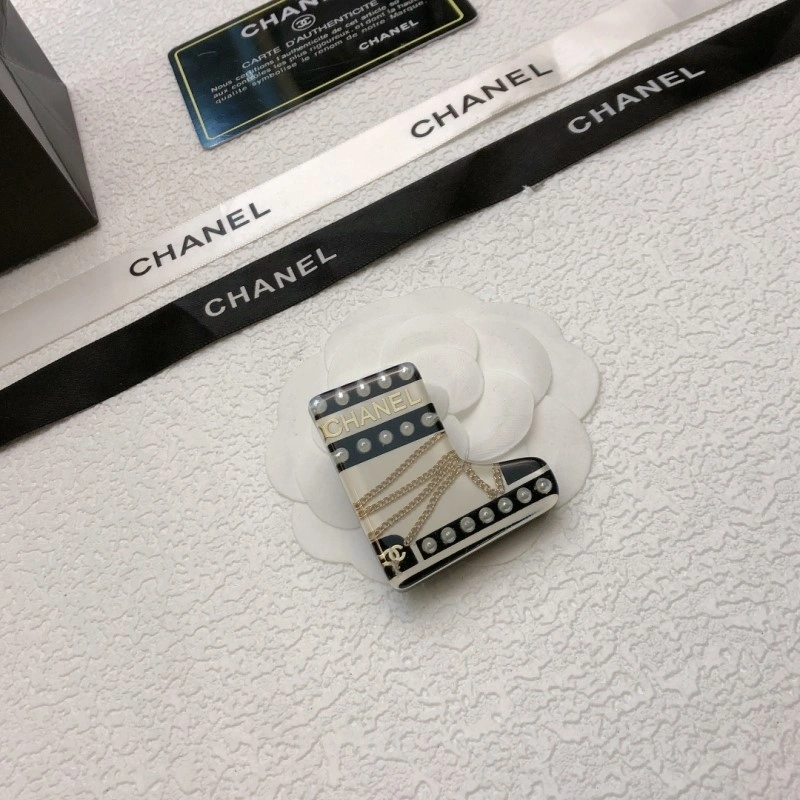 Chanel Brooches Practical 221883