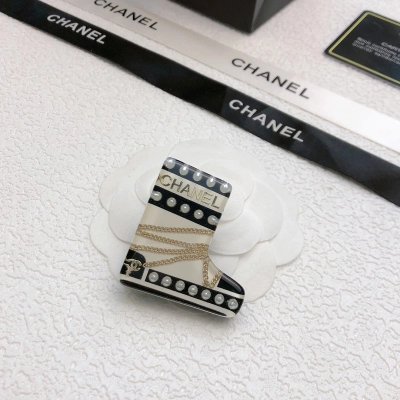 Chanel Brooches Practical 221883
