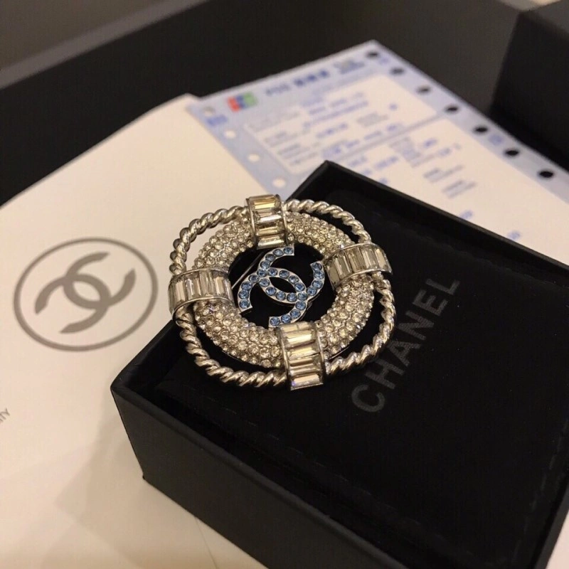 Flexible Chanel Brooches 221838
