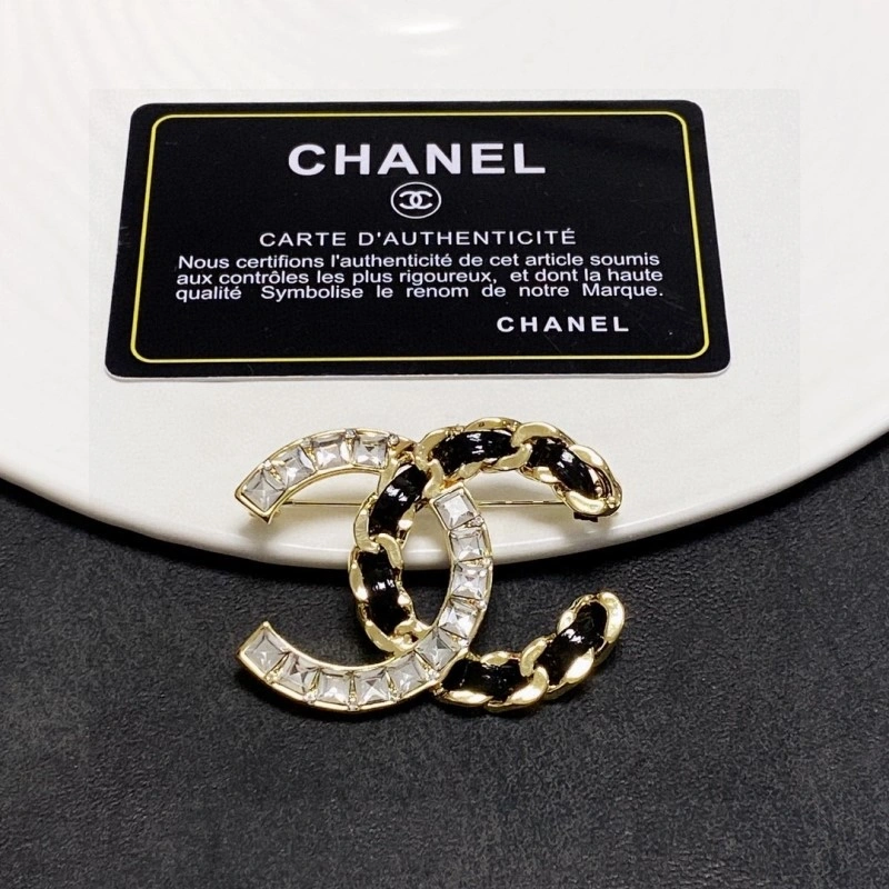 Chanel Brooches Comfortable 221833