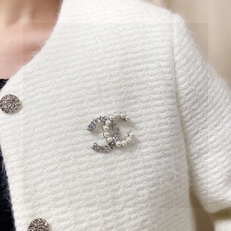 EasyMatch Chanel Brooches 221835