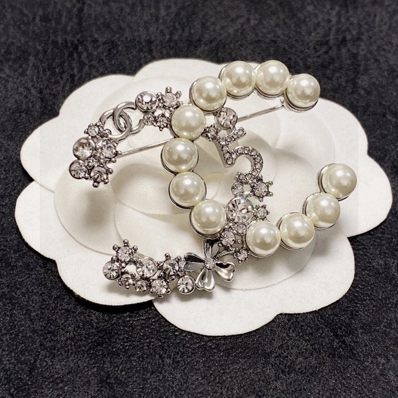 EasyMatch Chanel Brooches 221835