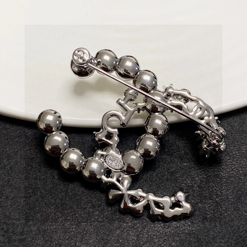 EasyMatch Chanel Brooches 221835