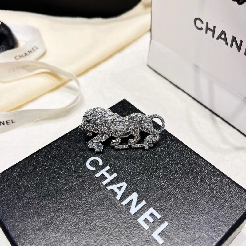 Chanel Brooches Durable 221832