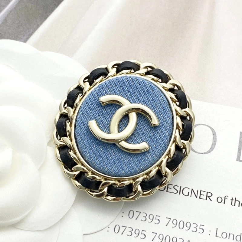 Flexible Chanel Brooches 221932