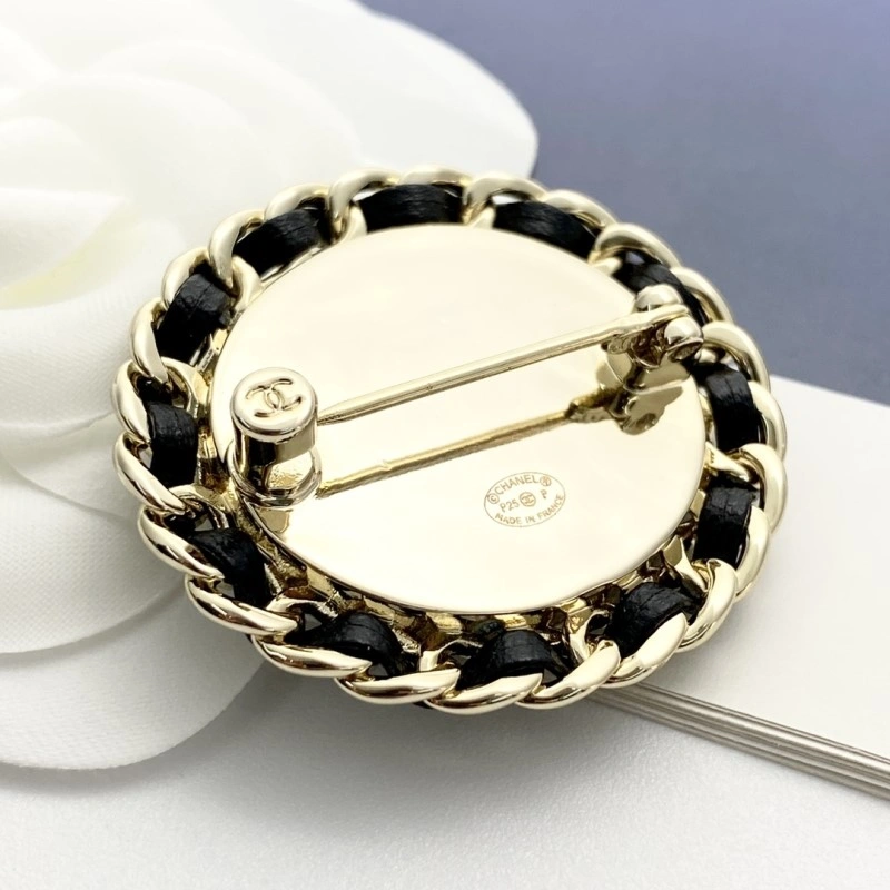 Flexible Chanel Brooches 221932
