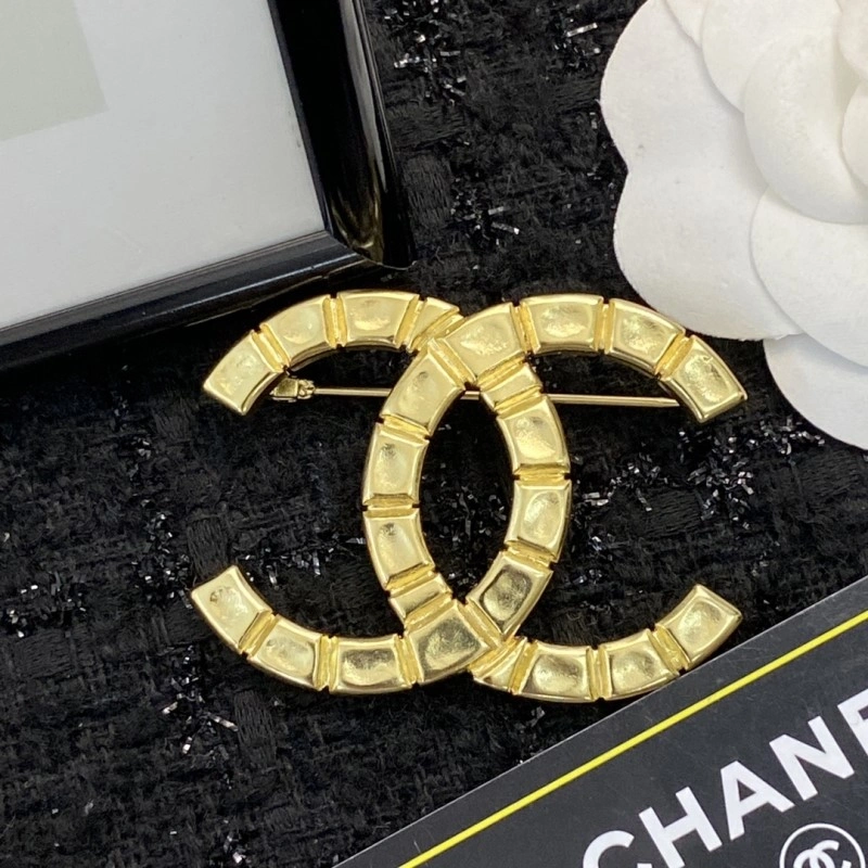 Chanel Brooches SunProtective 221822
