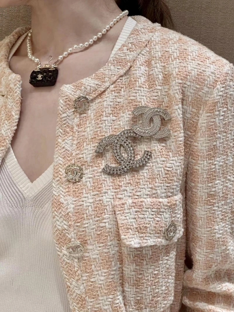 Chanel Brooches WeatherProof 221825